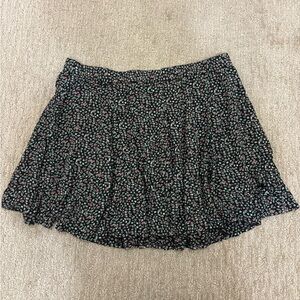 American Eagle Black Floral Mini Skirt